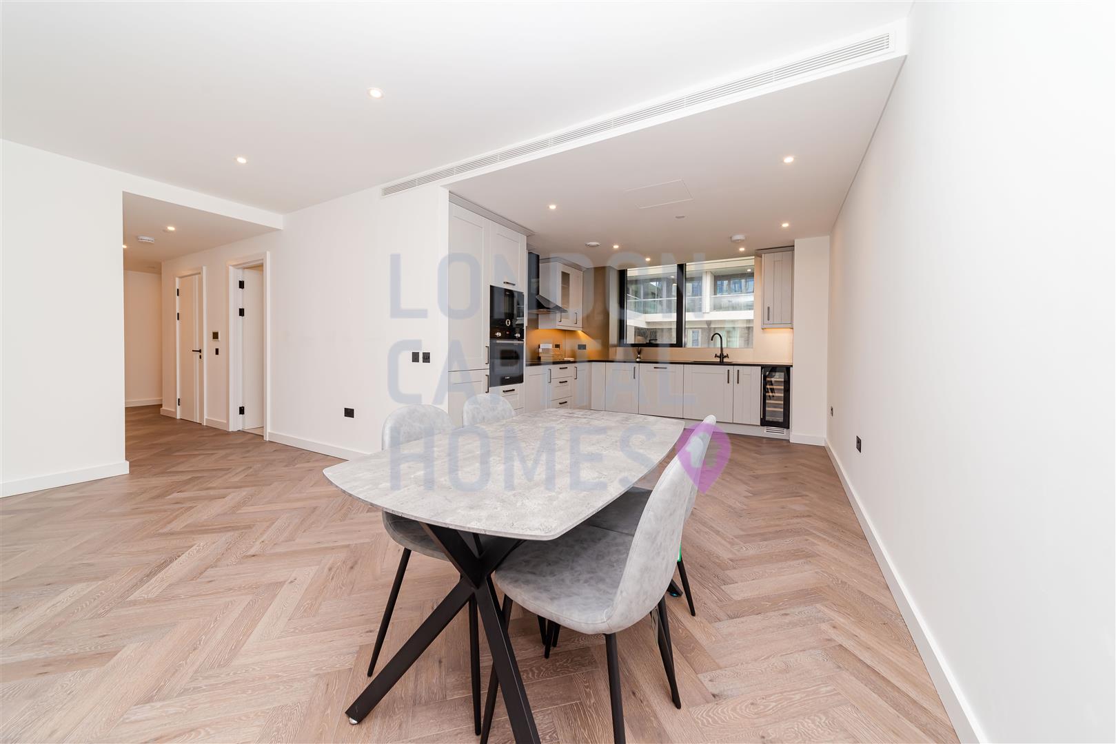 2 bed property in 1 Merino gardens, London